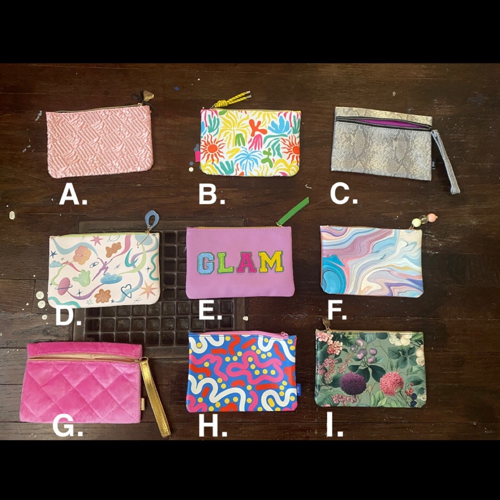 Small Makeup Bags. ⚠️DO NOT BUY LIST LISTING⚠️, please message me before buying